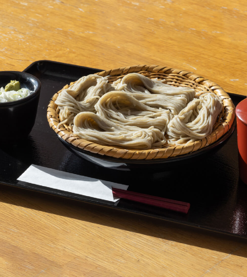 名物「戸隠そば」を味わえる
